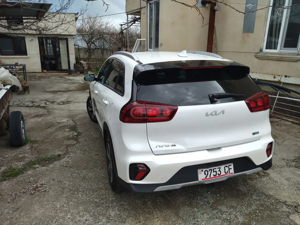 Kia Niro 2022 — миниатюра 5