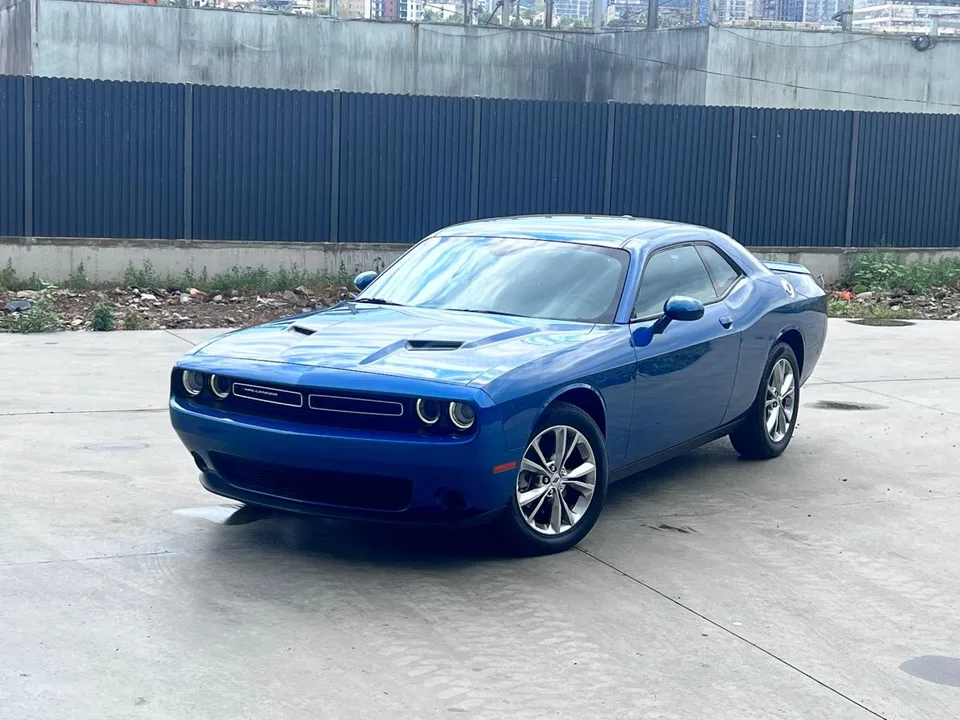 Dodge Challenger 2022 — миниатюра 2