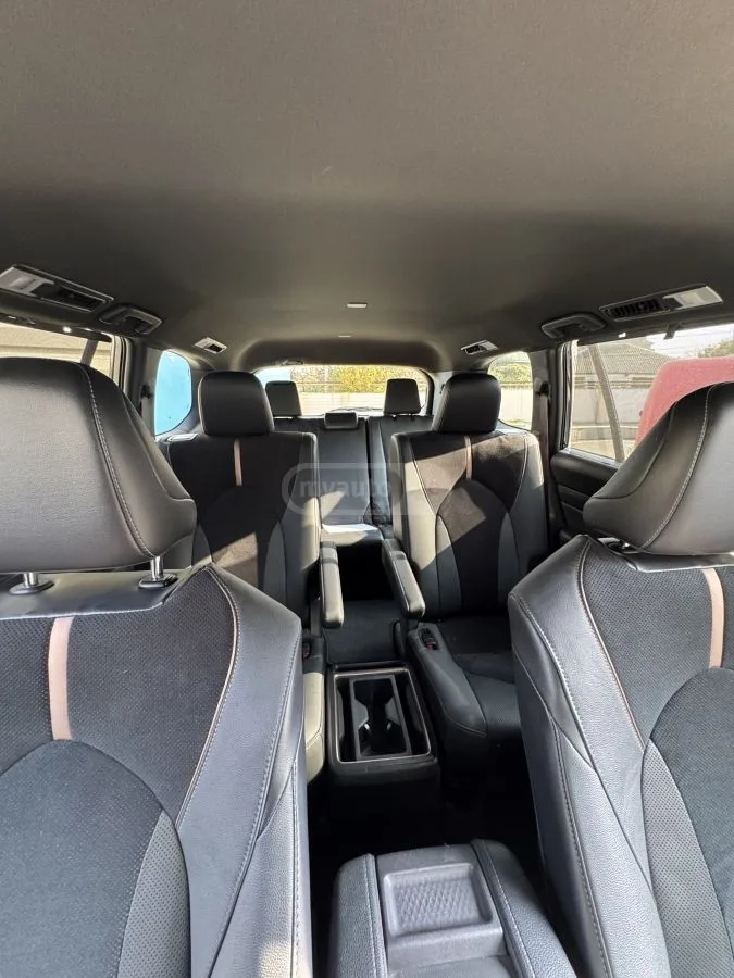 Toyota Grand Highlander 2023 — миниатюра 4