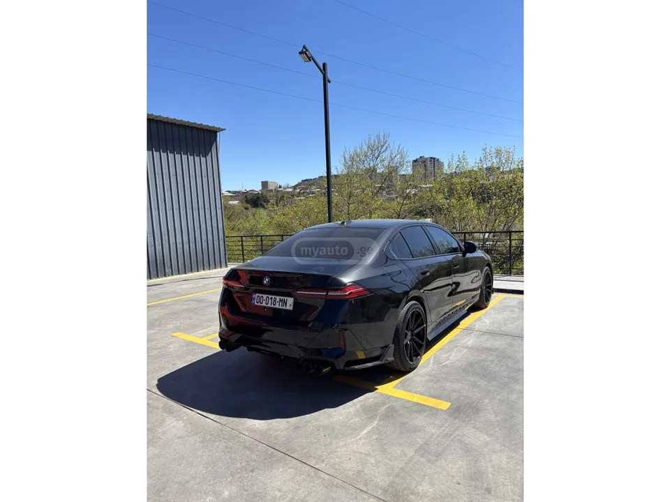 BMW 540 2024 — миниатюра 5