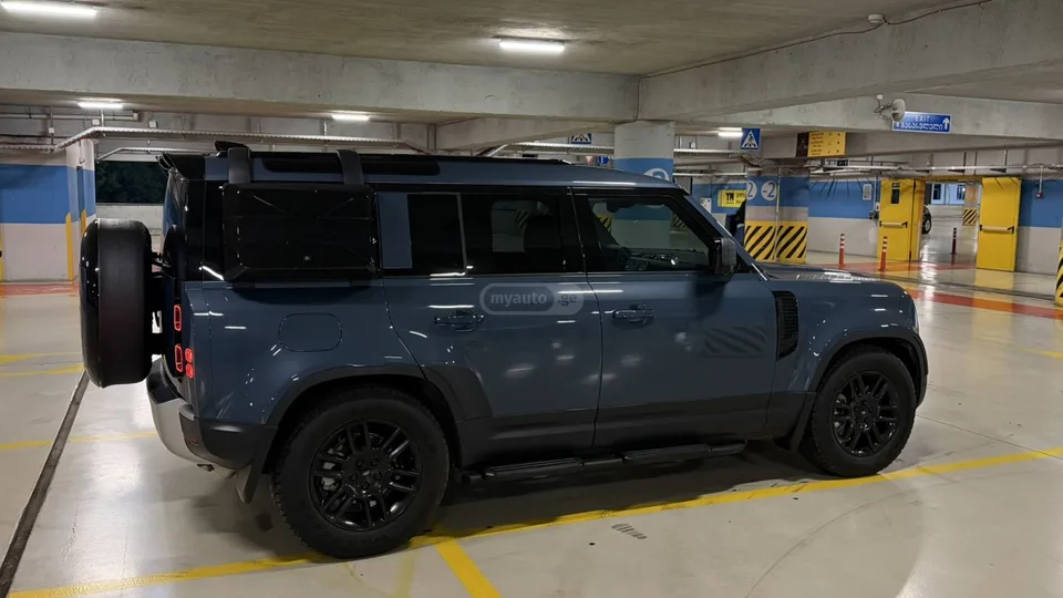 Land Rover Defender 110 2025 — миниатюра 2