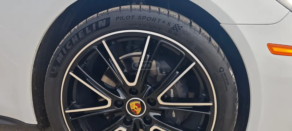 Porsche Panamera 2022 — миниатюра 5