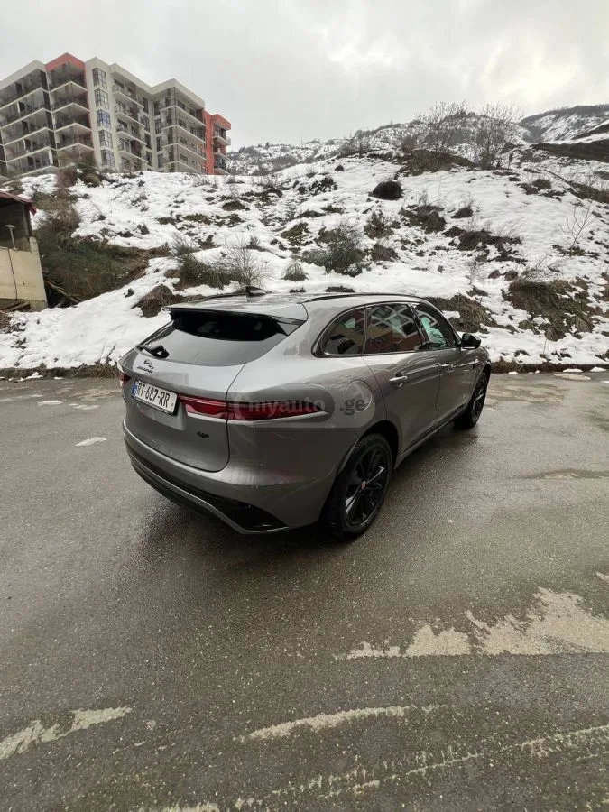 Jaguar F-Pace 2022 — миниатюра 5