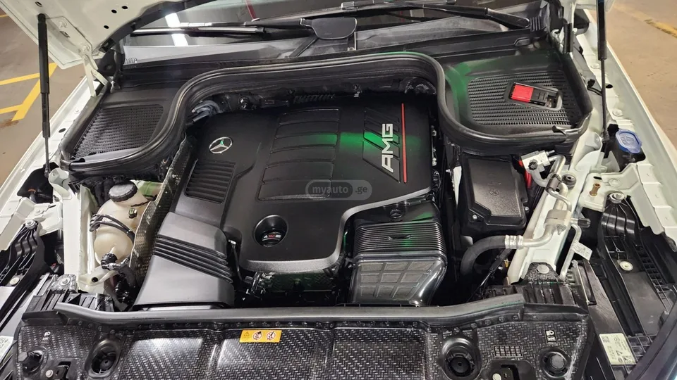 Mercedes-Benz GLE Coupe AMG 53 2023 — миниатюра 2