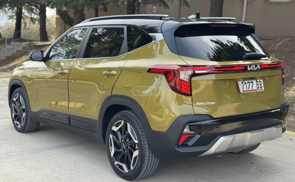 Kia Seltos SX 2023 — миниатюра 4