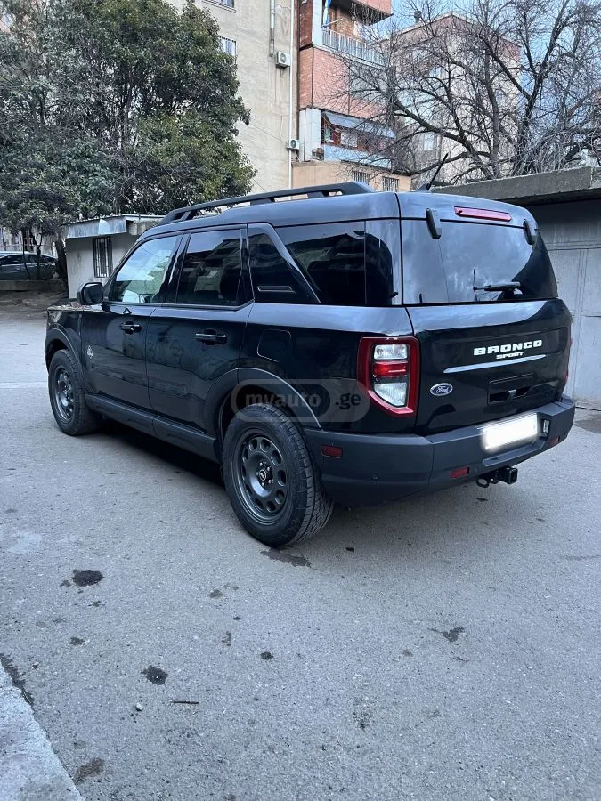 Ford Bronco Sport Outer Banks 4dr 4x4 Automatic 2023 — миниатюра 2