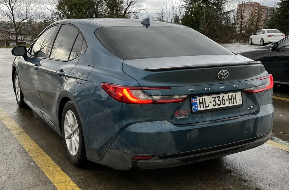 Toyota Camry 2025 — миниатюра 5