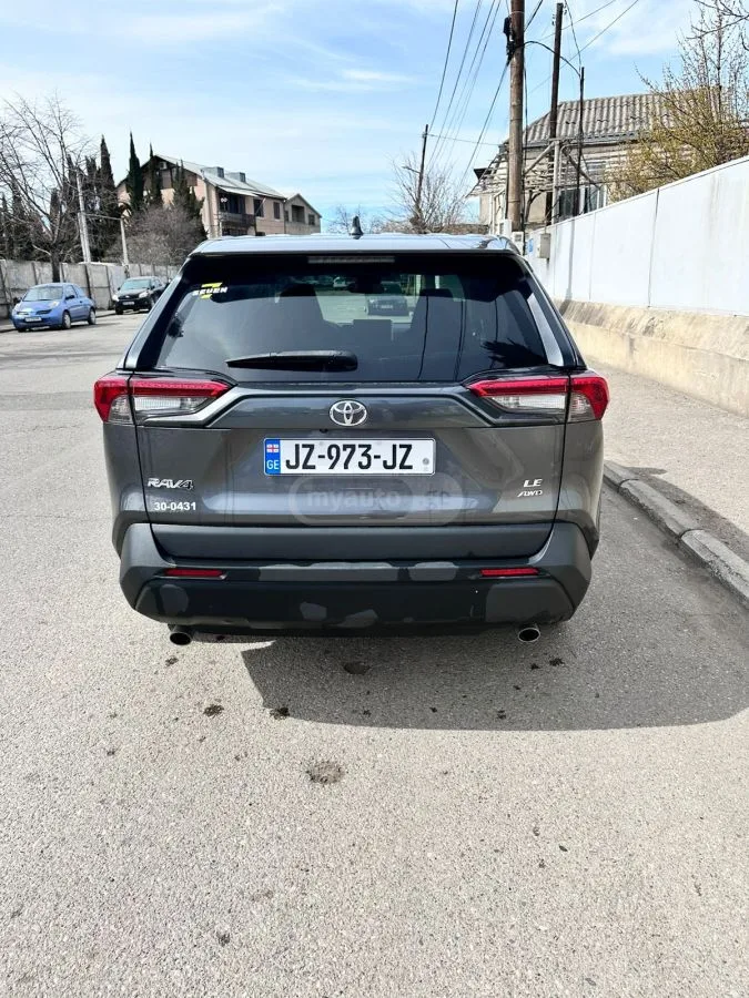 Toyota RAV4 LE 4dr All-Wheel Drive Automat 2023 — миниатюра 3