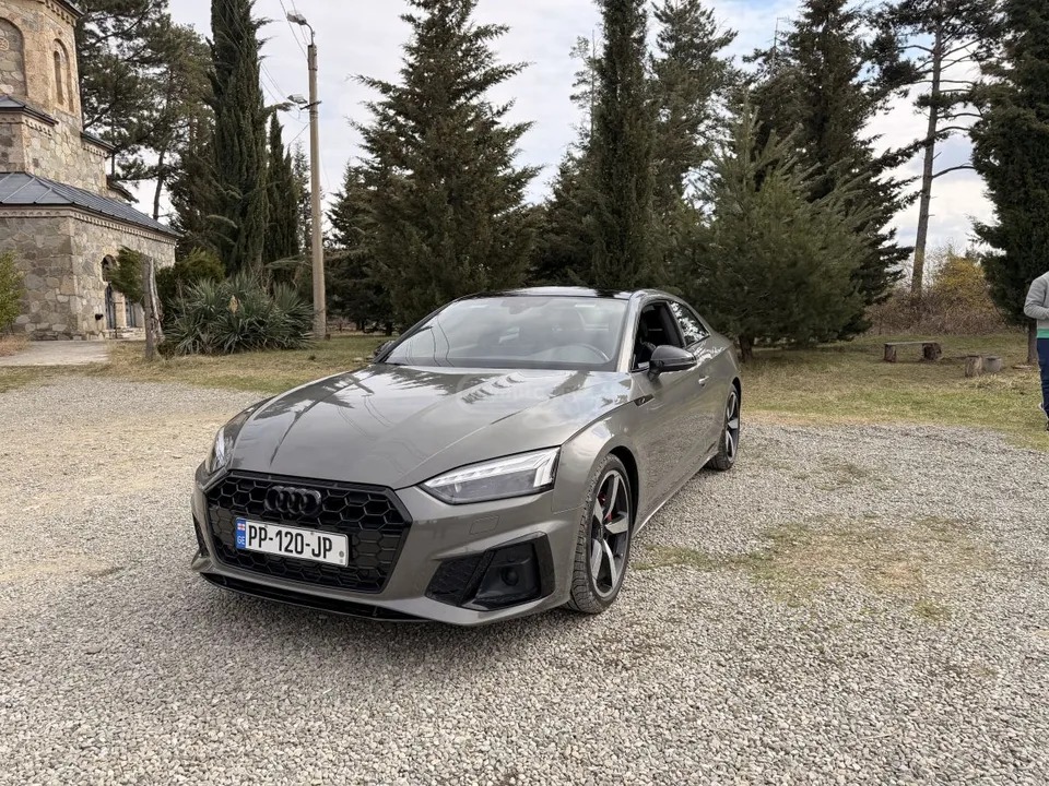 Audi A5 2022 — миниатюра 2