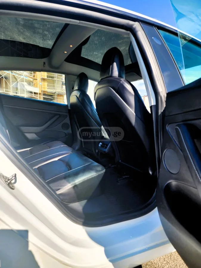 Tesla Model 3 Dual Motor, Long Range 2022 — миниатюра 4