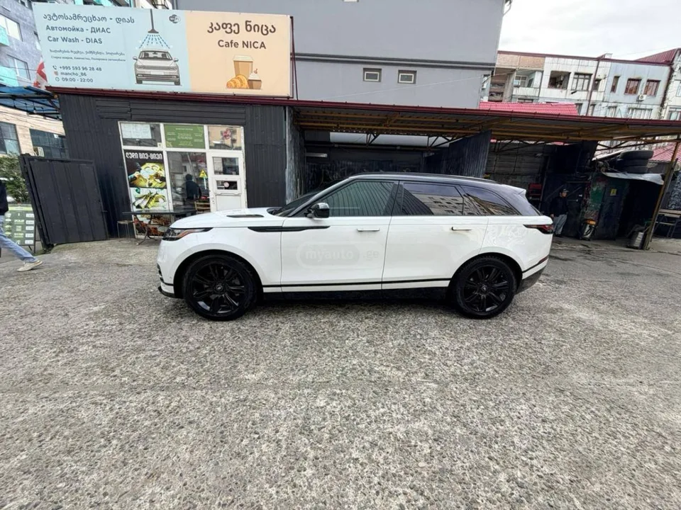 Land Rover Range Rover Velar 2023 — миниатюра 3