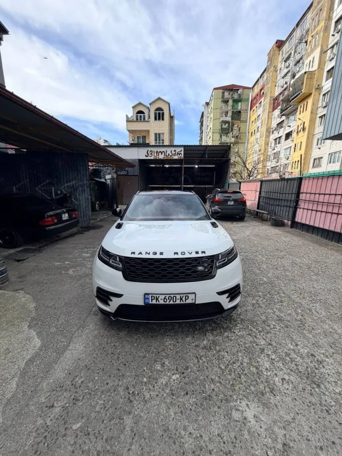 Land Rover Range Rover Velar 2023 — фото 1, купить с доставкой в Москву