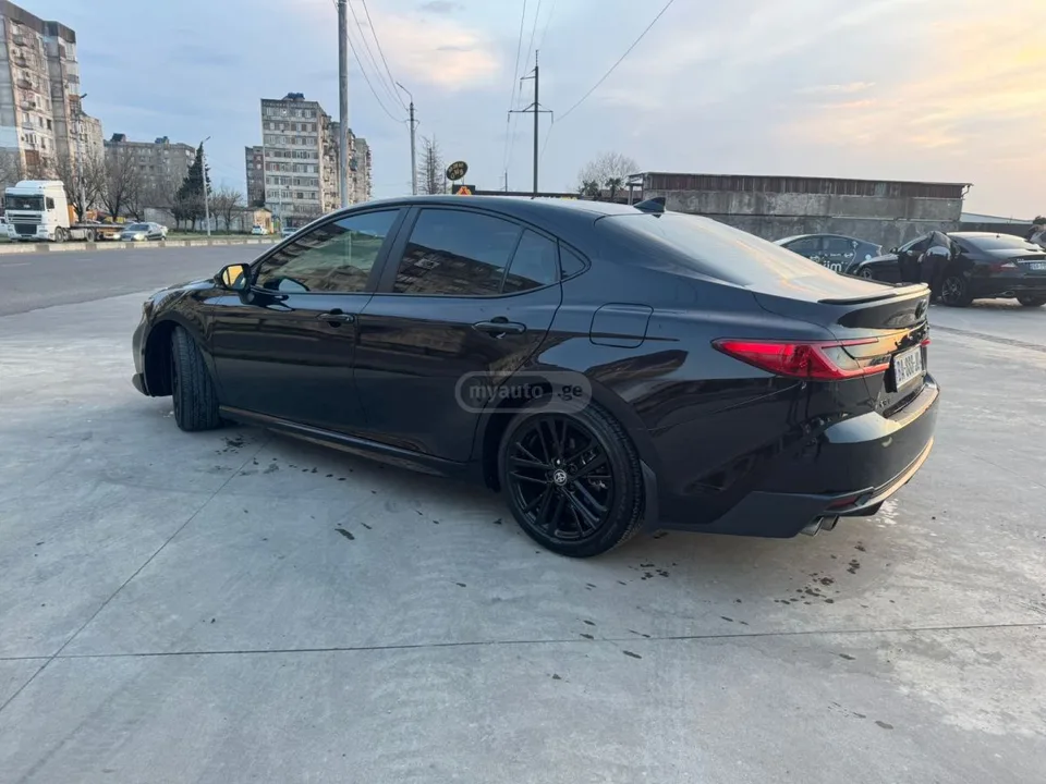 Toyota Camry 2024 — миниатюра 2