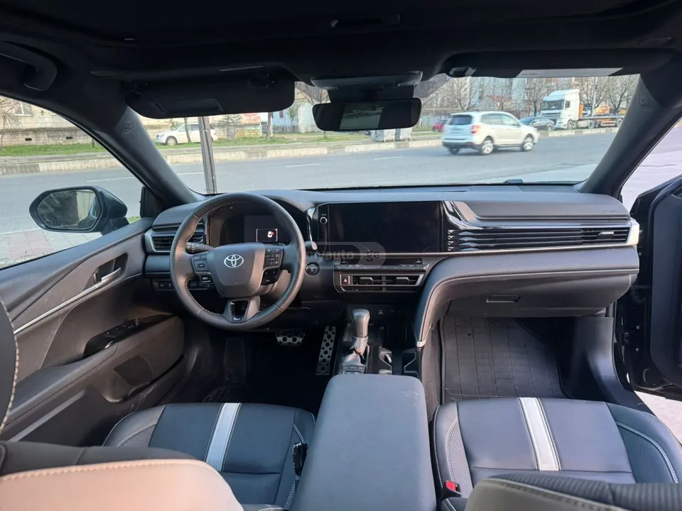 Toyota Camry 2024 — миниатюра 5
