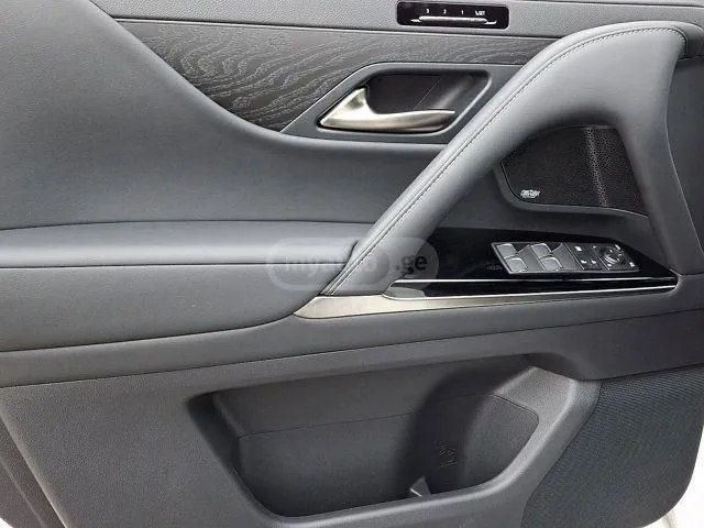 Lexus LX 700h 2025 — миниатюра 3