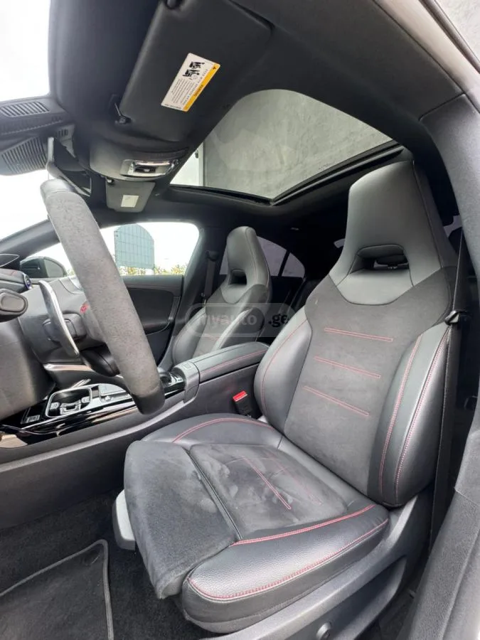 Mercedes-Benz CLA 45 AMG 4 MATIC+ 2022 — миниатюра 3