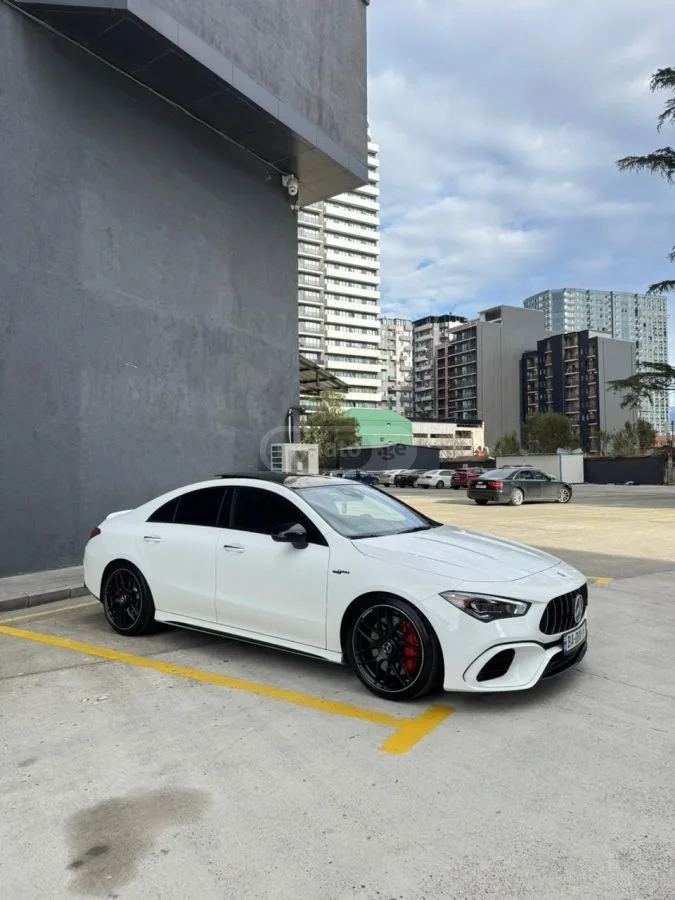 Mercedes-Benz CLA 45 AMG 4 MATIC+ 2022 — фото 1, купить с доставкой в Москву