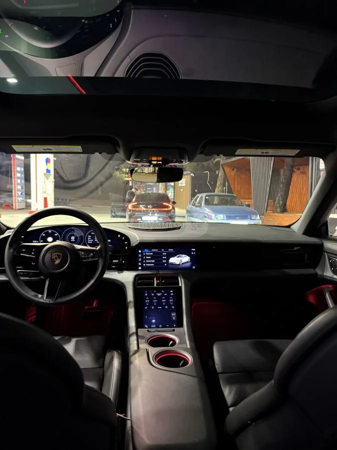 Porsche Taycan 4 S Long Range 2022 — миниатюра 4
