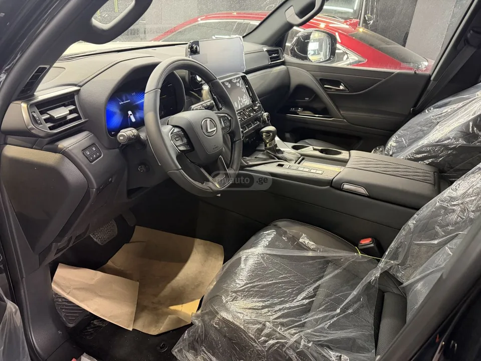 Lexus LX 500 2026 — миниатюра 4