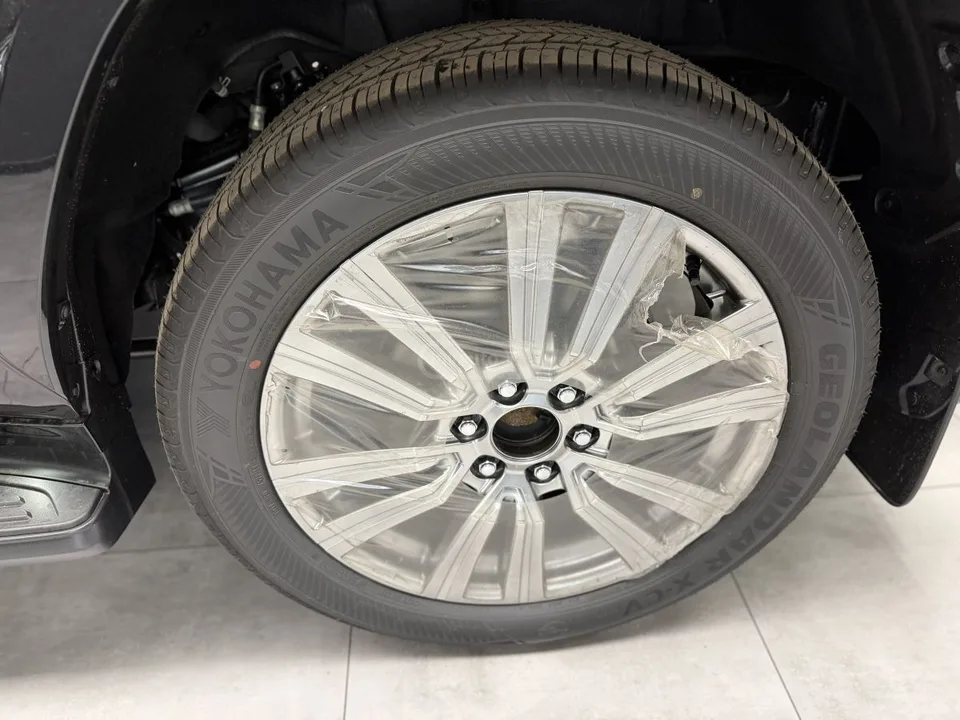 Lexus LX 500 2026 — миниатюра 5