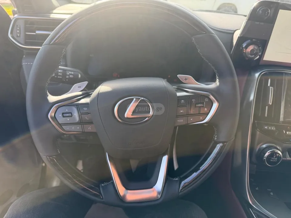 Lexus LX 600 2026 — миниатюра 2