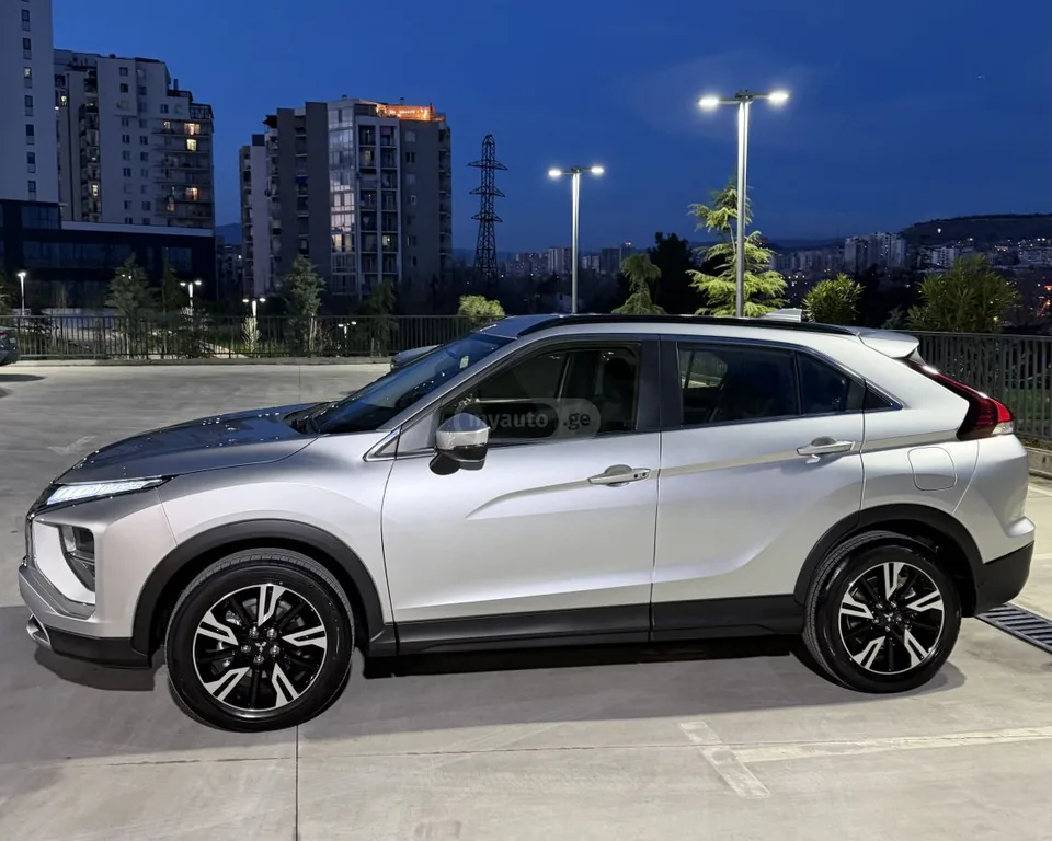 Mitsubishi Eclipsecross 2025 — миниатюра 2