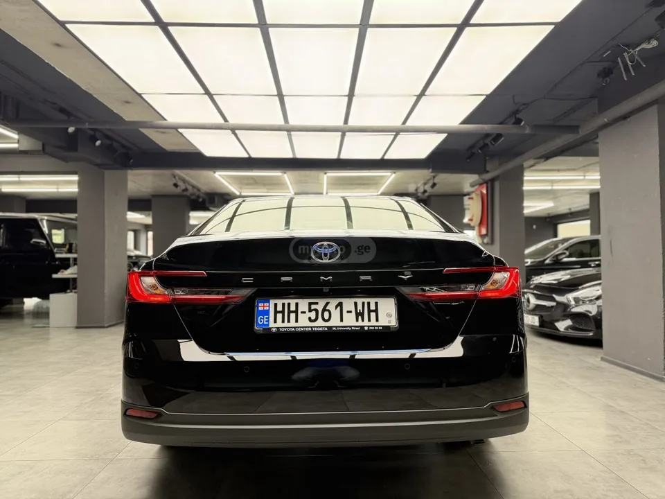 Toyota Camry 2026 — миниатюра 5