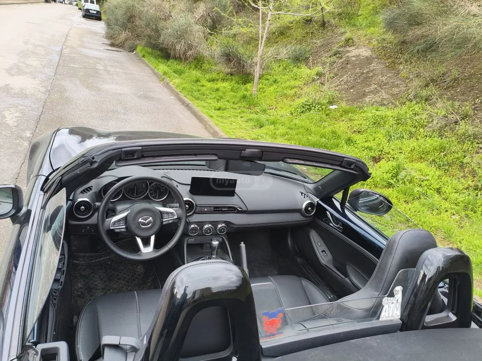Mazda MX-5 2024 — миниатюра 2