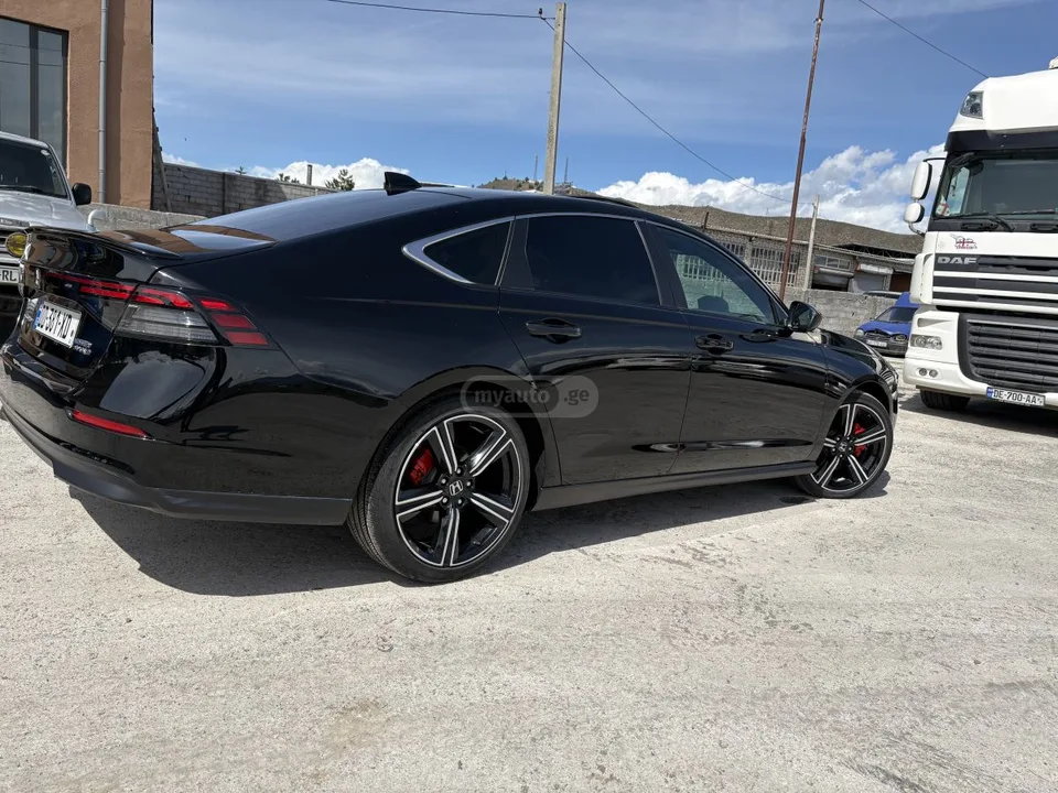 Honda Accord Sport 4dr Sedan CVT 2023 — миниатюра 2