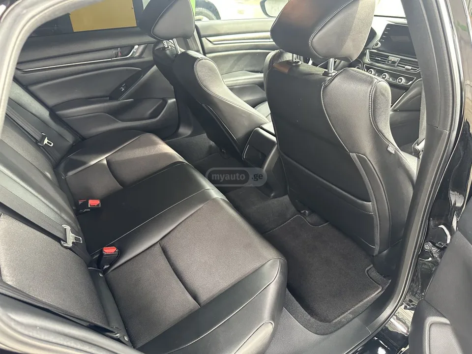 Honda Accord 2022 — миниатюра 5