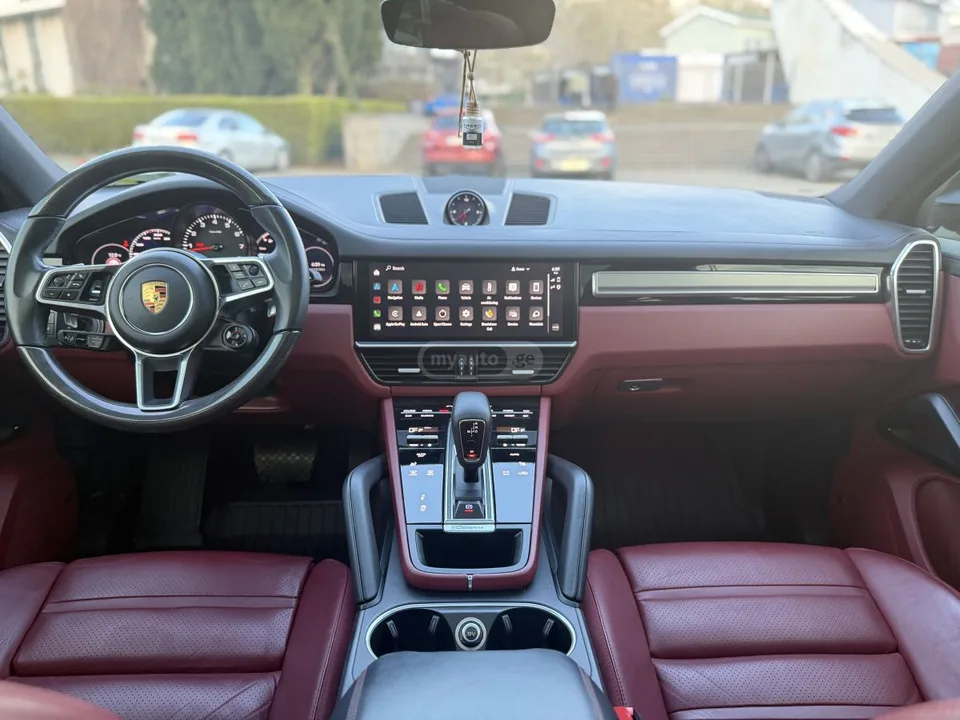 Porsche Cayenne Coupe 2022 — миниатюра 2