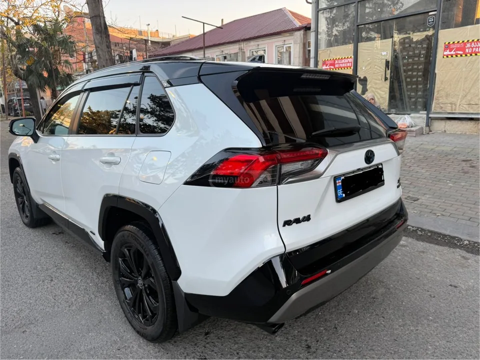 Toyota RAV4 2024 — миниатюра 2