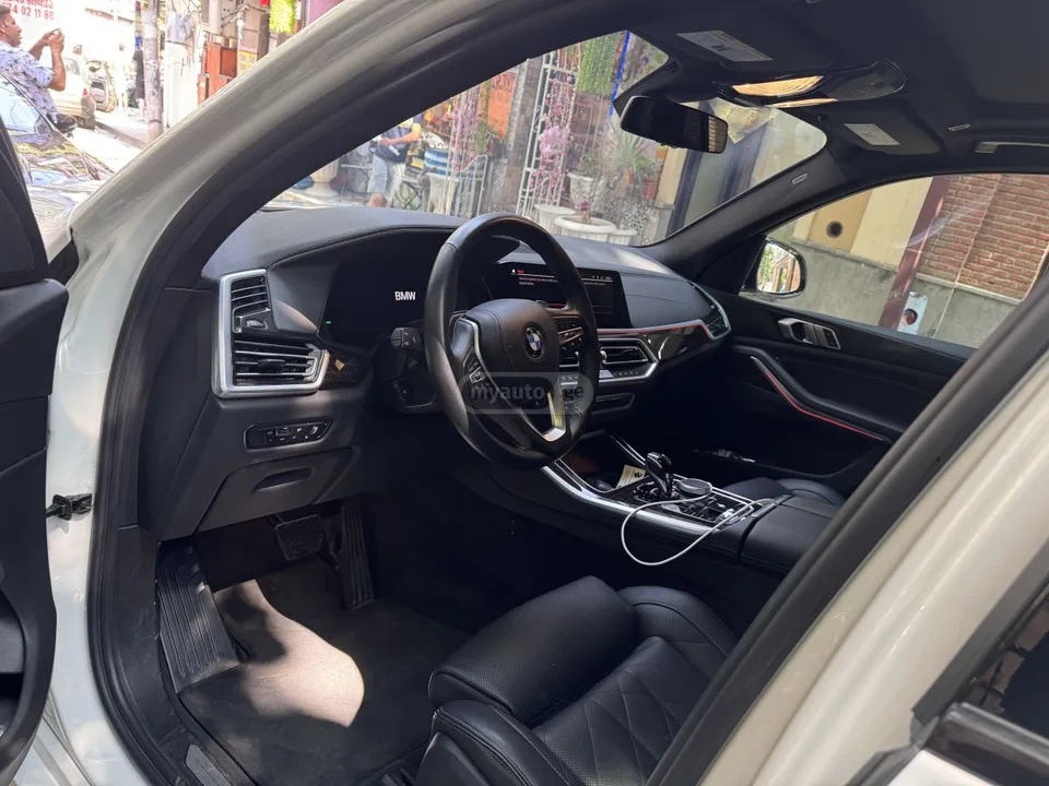 BMW X5 xDrive40i 4dr All-Wheel Drive 2022 — миниатюра 5