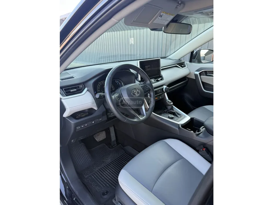 Toyota RAV4 2024 — миниатюра 3