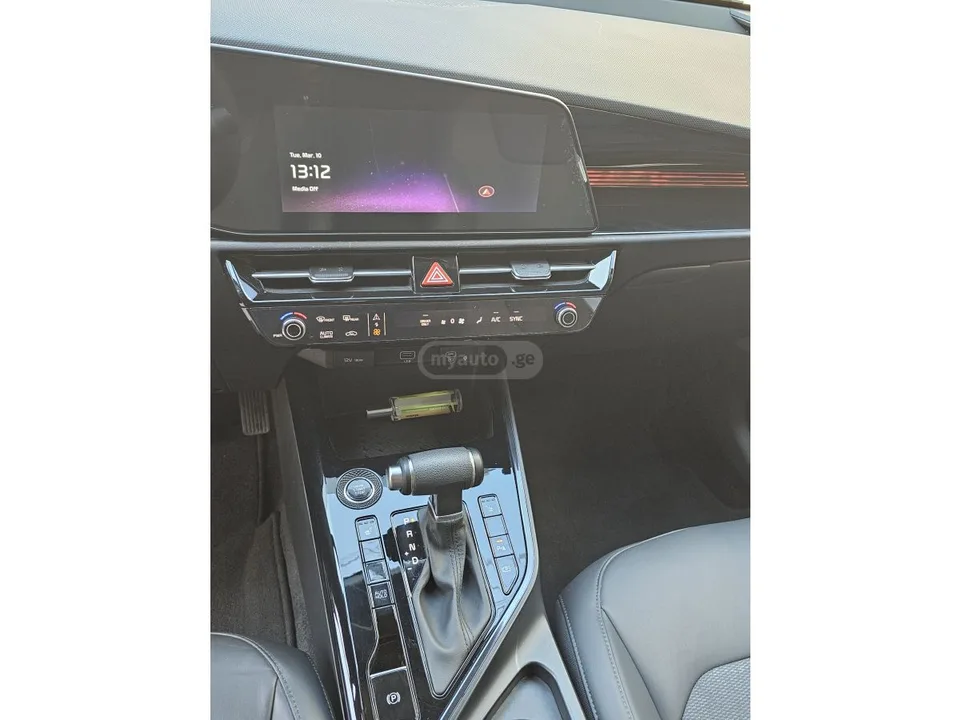 Kia Niro Ex 2024 — миниатюра 3