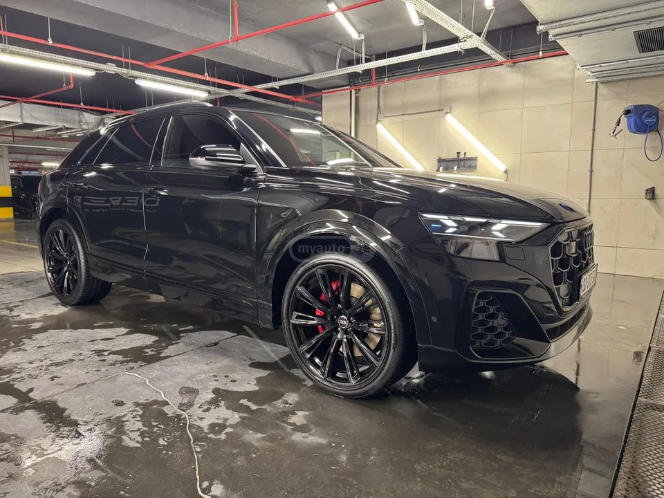 Audi SQ8 4.0T Premium Plus 4dr All Whee 2024 — миниатюра 4