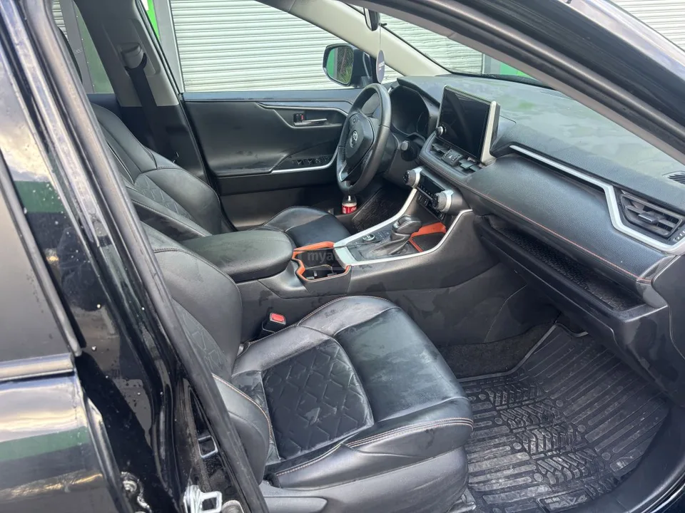 Toyota RAV4 Adventure 4dr All Wheel Drive 2024 — миниатюра 3
