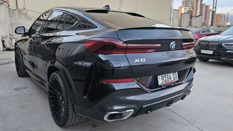 BMW X6 xDrive40i 4dr All-Wheel Drive 2023 — миниатюра 2