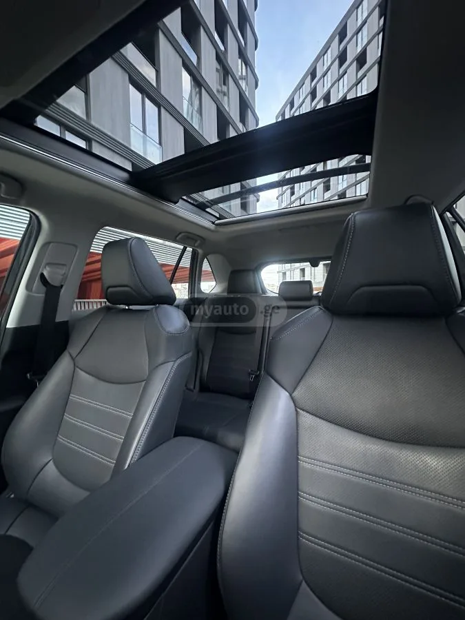 Toyota RAV4 2024 — миниатюра 4