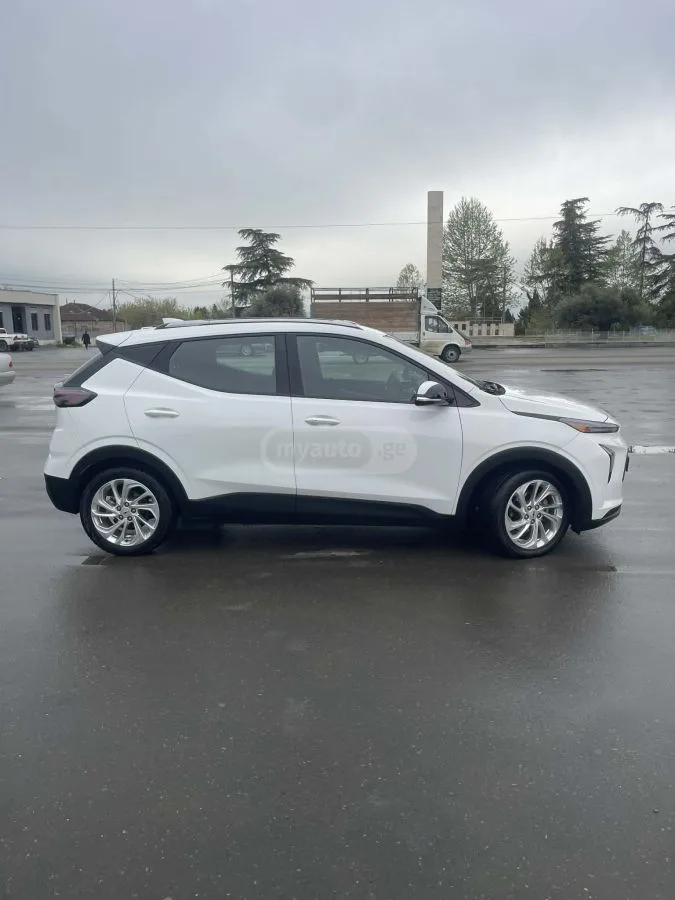 Chevrolet Bolt EUV 2023 — миниатюра 5