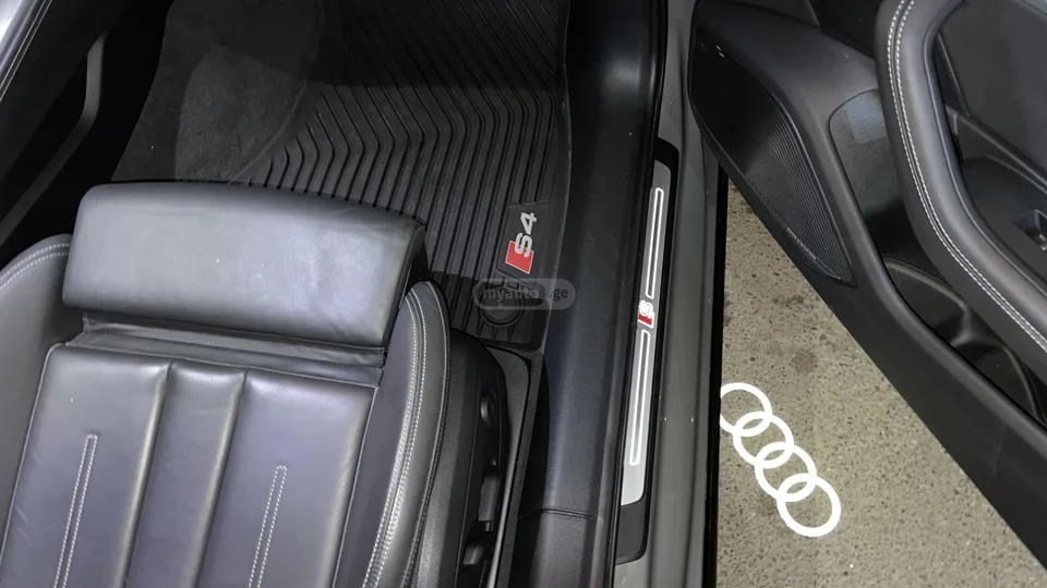 Audi A4 2024 — миниатюра 3