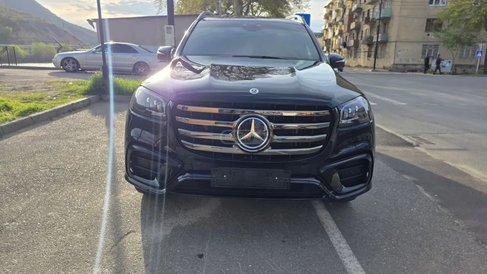 Mercedes-Benz GLS 450 2023 — фото 1, купить с доставкой в Москву