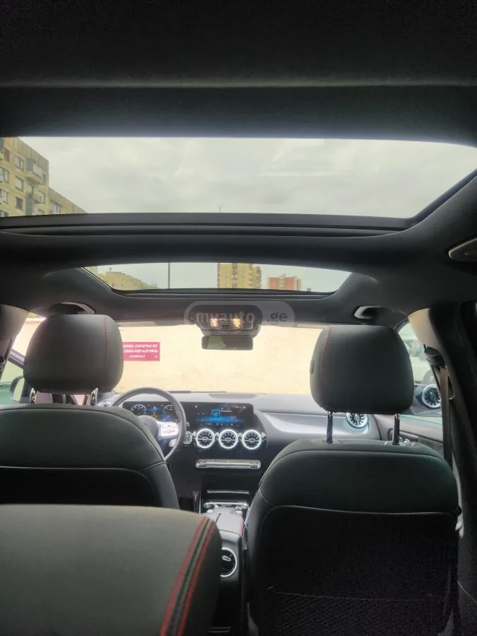 Mercedes-Benz GLA 45 AMG 2023 — миниатюра 4