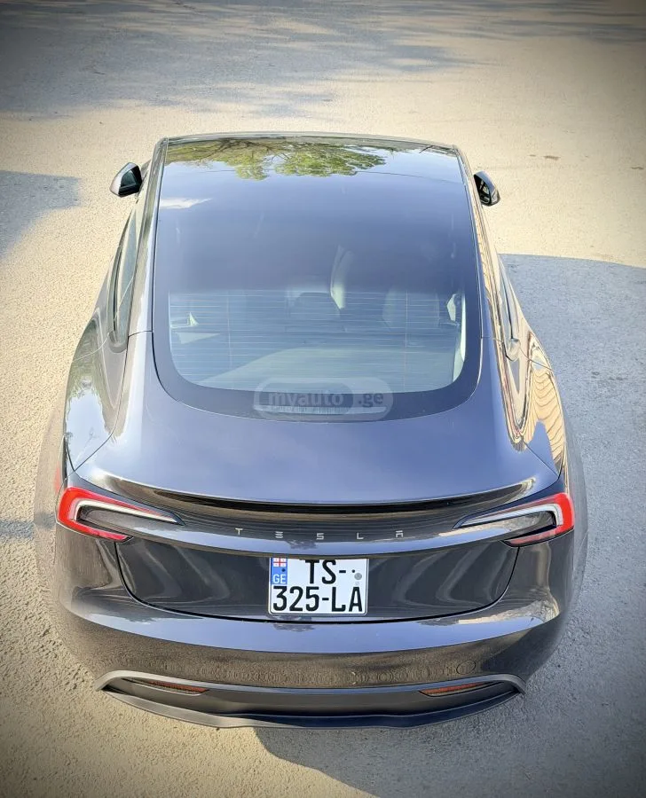 Tesla Model 3 Long Range Highland (RWD) 2025 — миниатюра 3