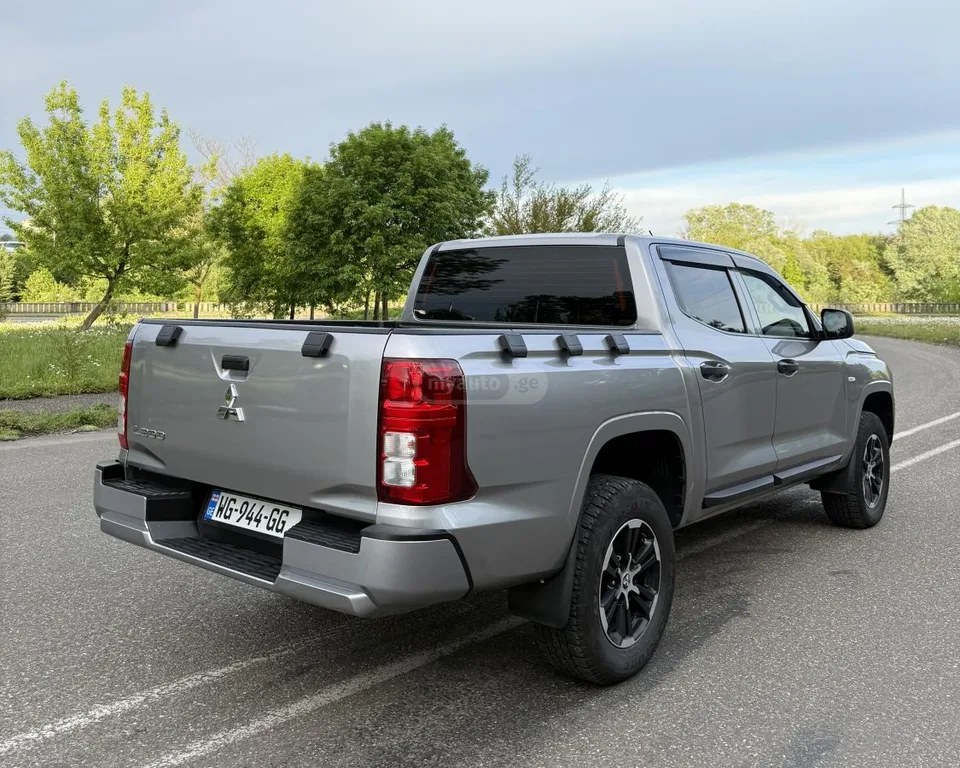 Mitsubishi L200 2024 — миниатюра 3