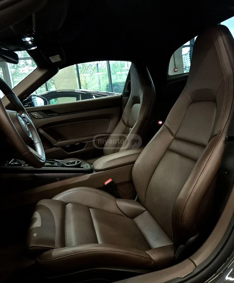 Porsche 911 2025 — миниатюра 5