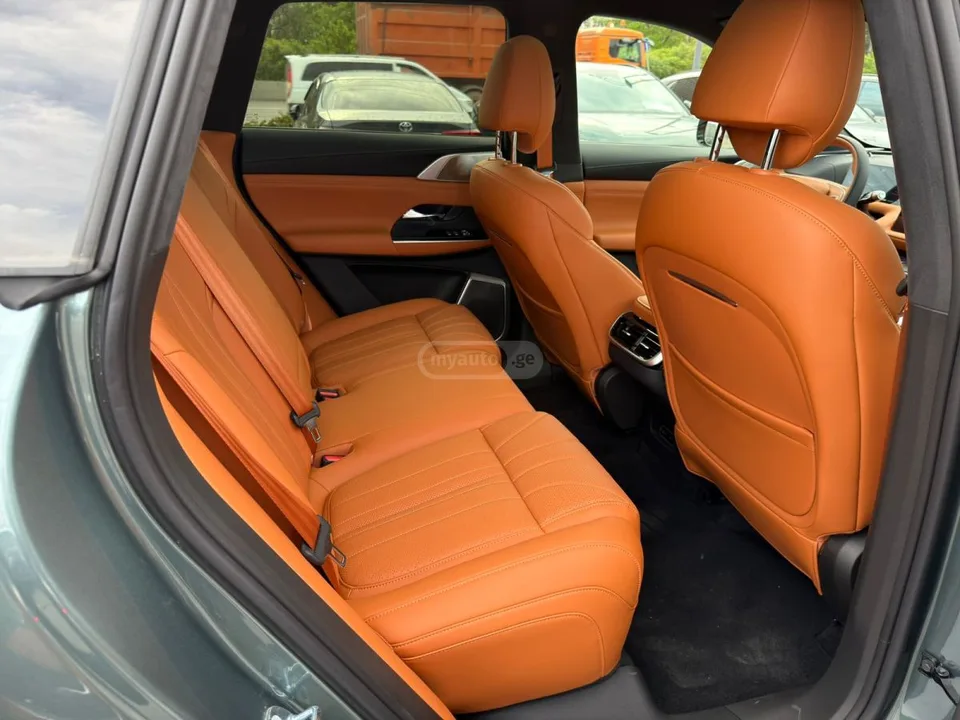 XPeng G9 Performance AWD 2025 — миниатюра 4