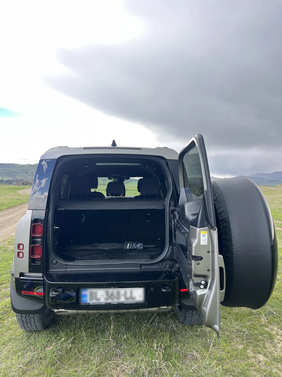 Land Rover Defender 110 2024 — миниатюра 5