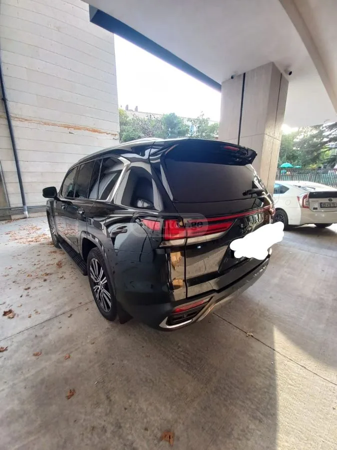 Lexus LX 500 2024 — миниатюра 4