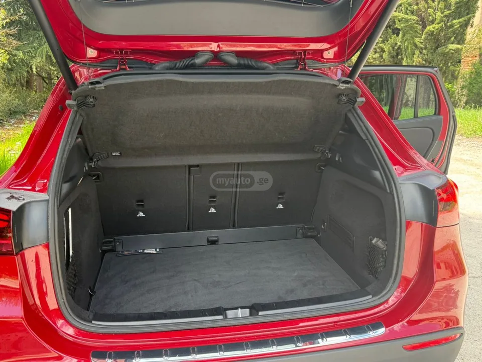 Mercedes-Benz GLA 250 2025 — миниатюра 3